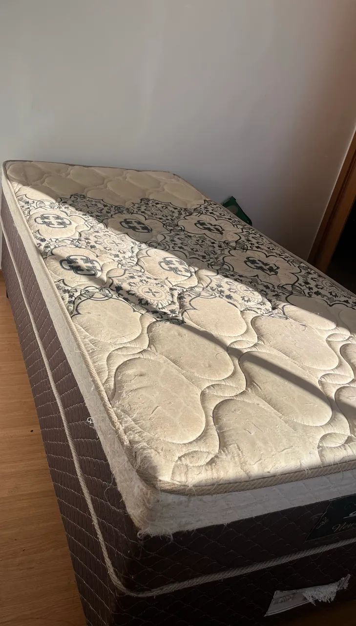 CAMA DE SOLTEIRO SEMI NOVA  - Foto 3