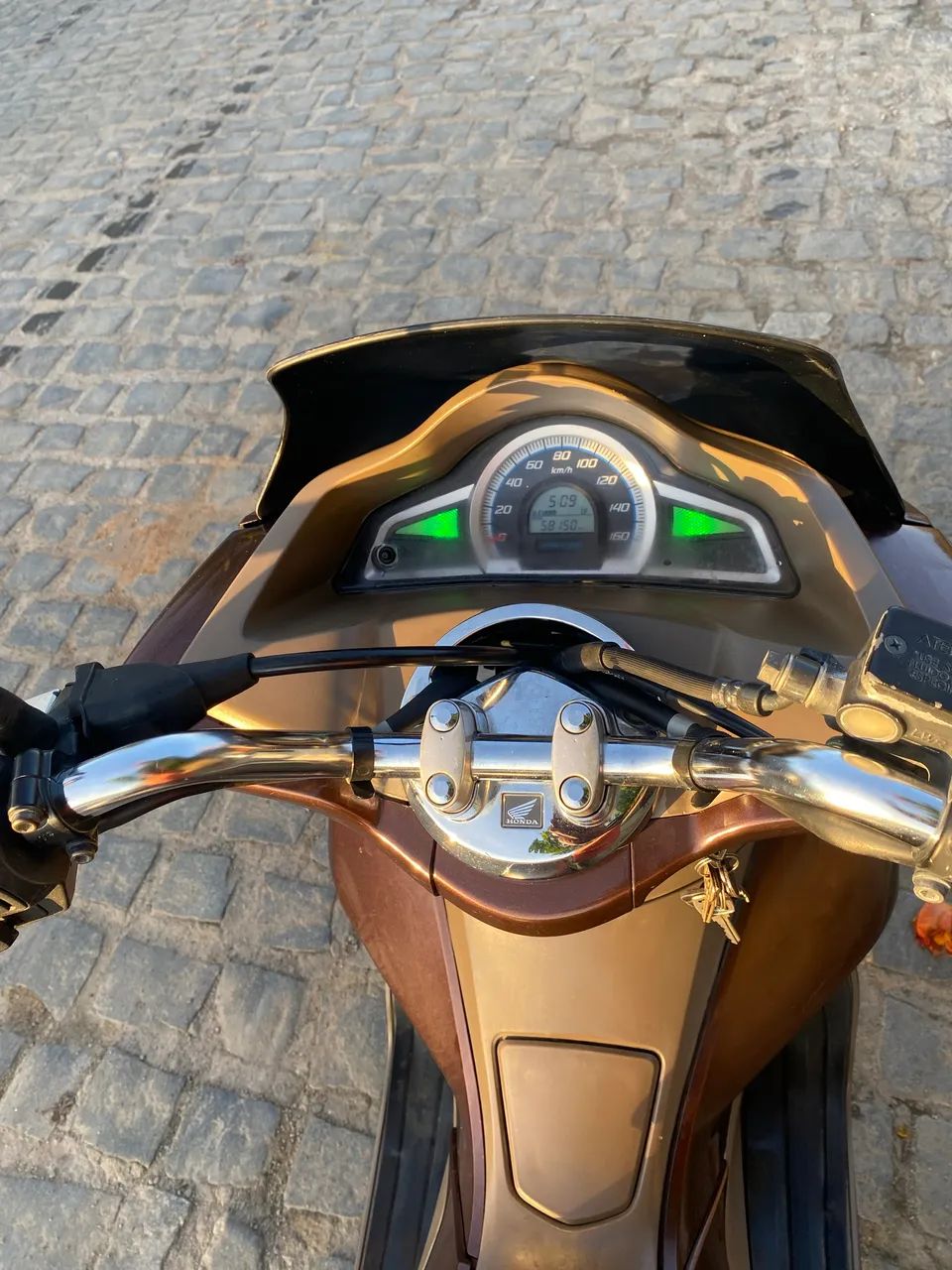 PCX DLX 2017 12 mil  - Foto 5