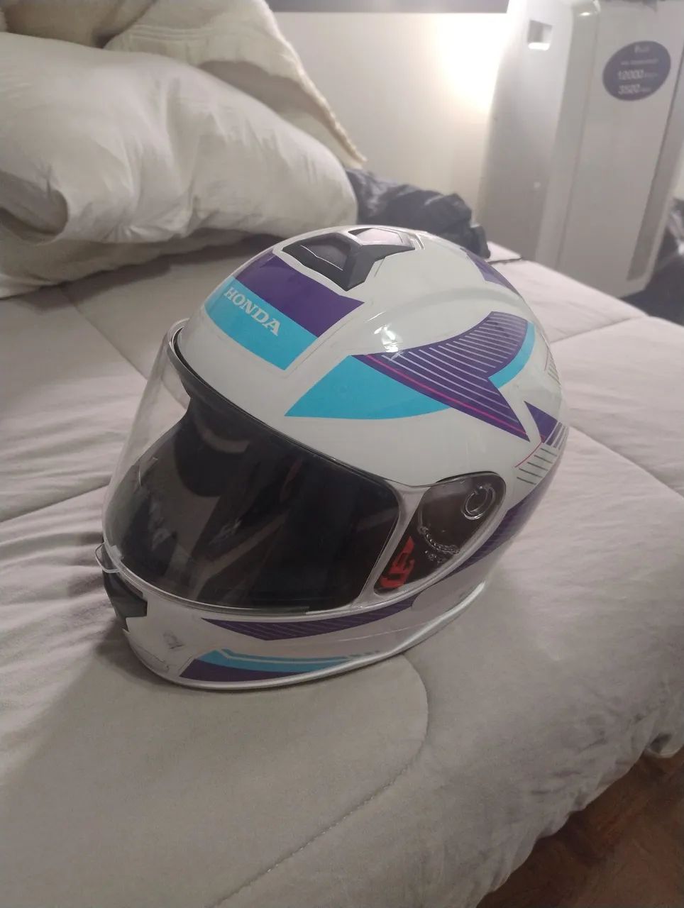CAPACETE HONDA BRANCO E ROXO