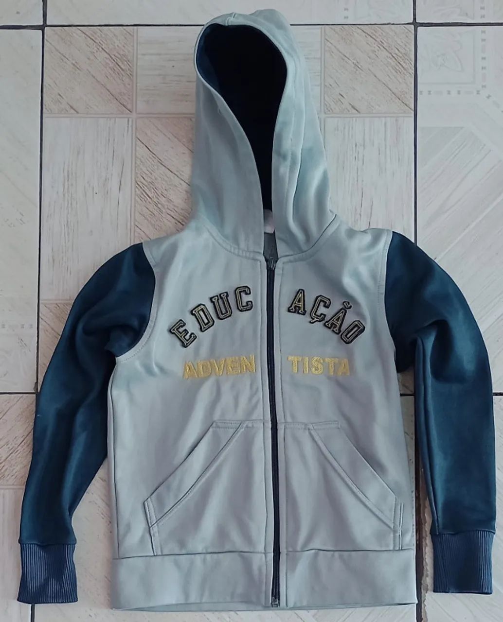 Agasalho escolar 