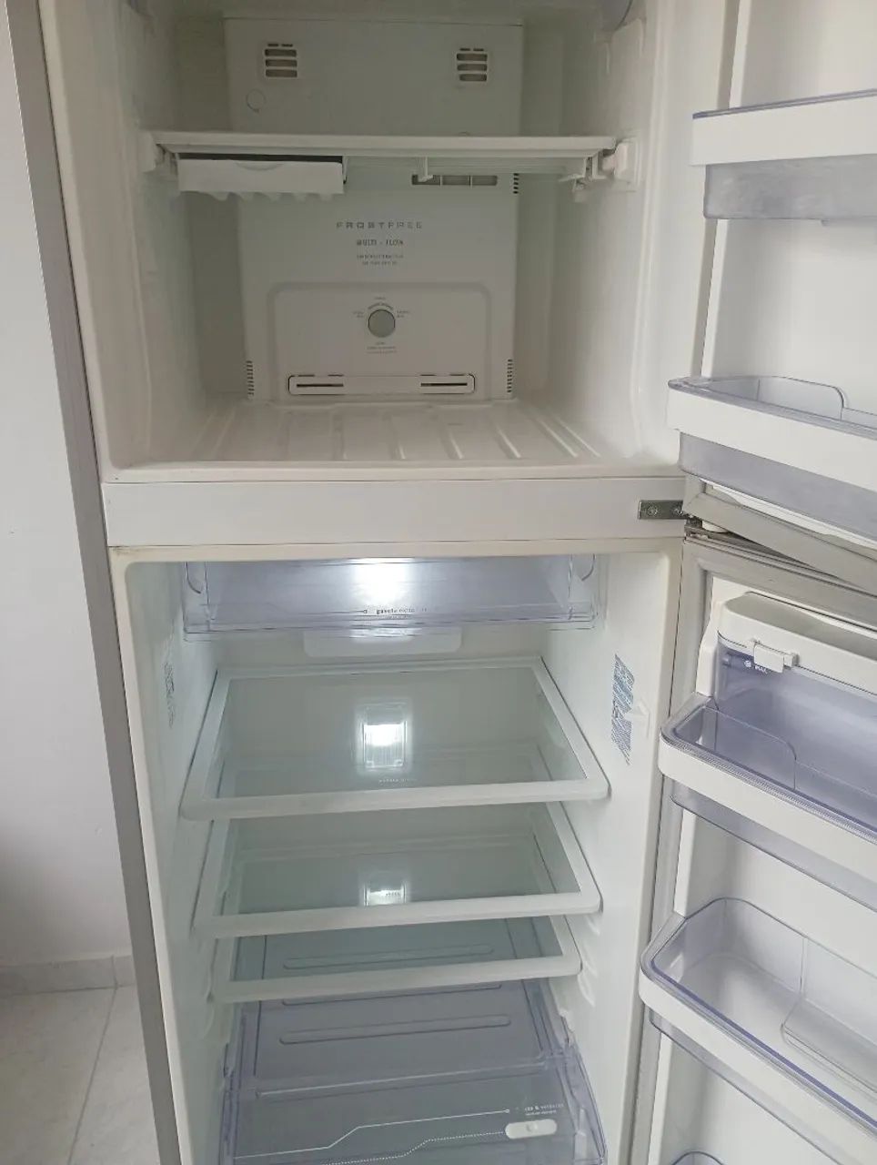 Geladeira Eletrolux  - Foto 4