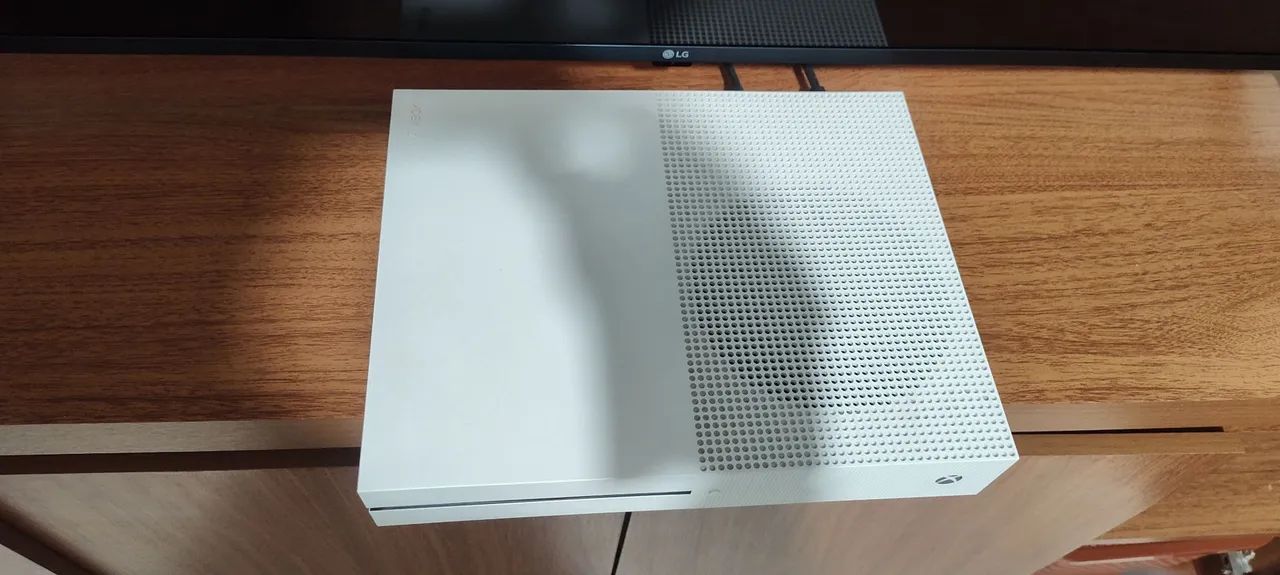 Xbox one 500 gb - dois controles e sem caixa - Foto 2