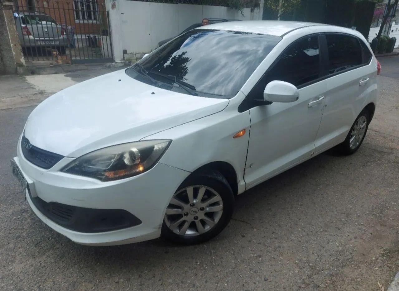 Chery Celer Hatch ACT 1.5 16V Flex 5P 2015