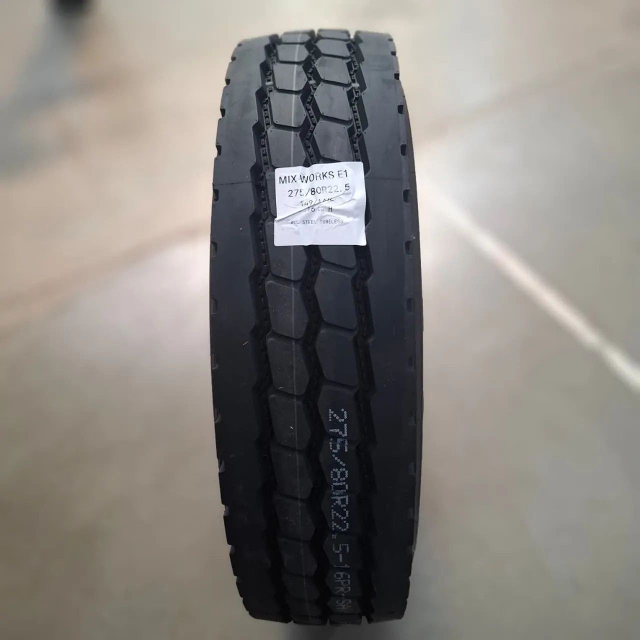 PNEU DE CAMINHÃO 275 e 295 - Foto 2