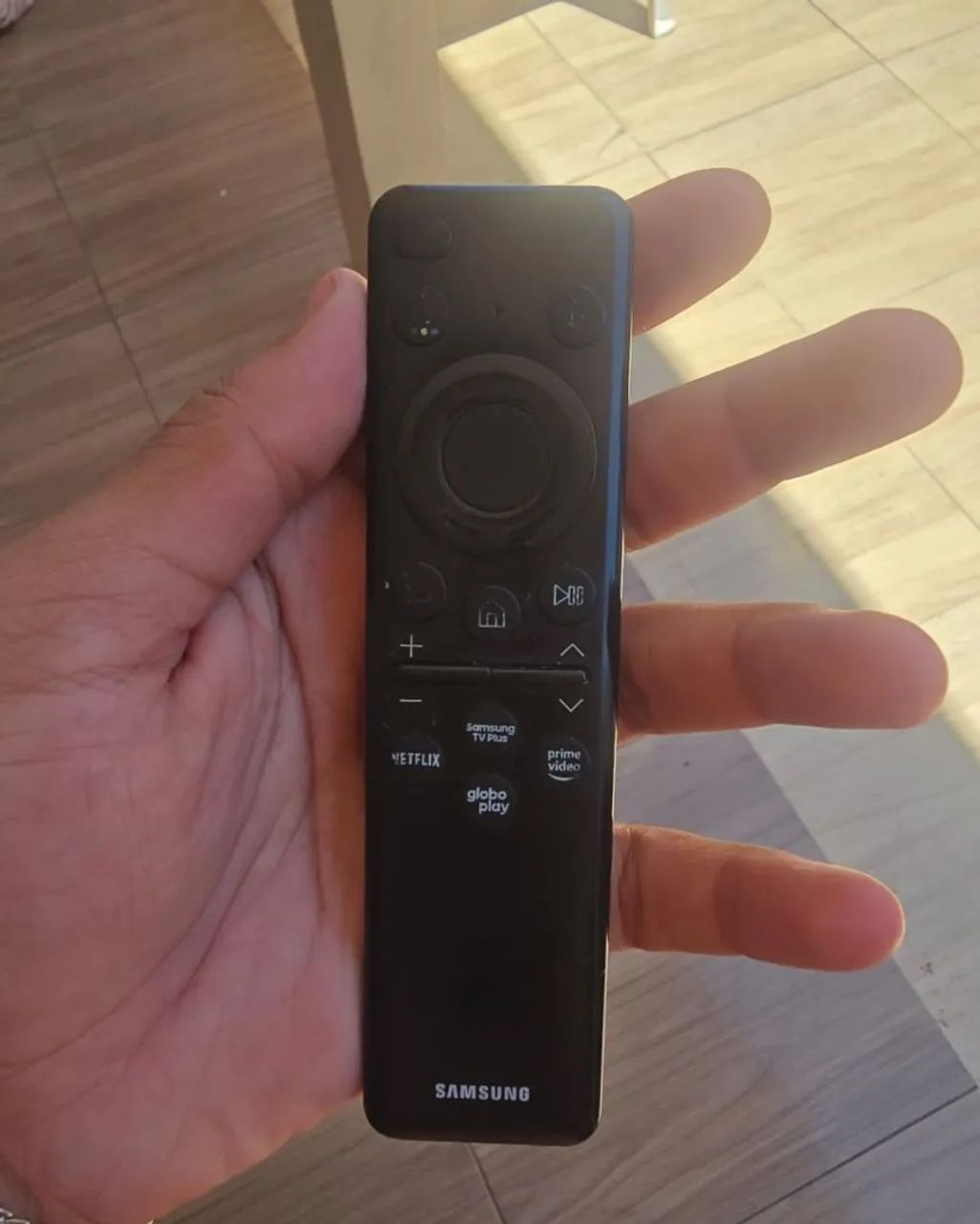 Smart TV Samsung 75" 4K UHD - Foto 4