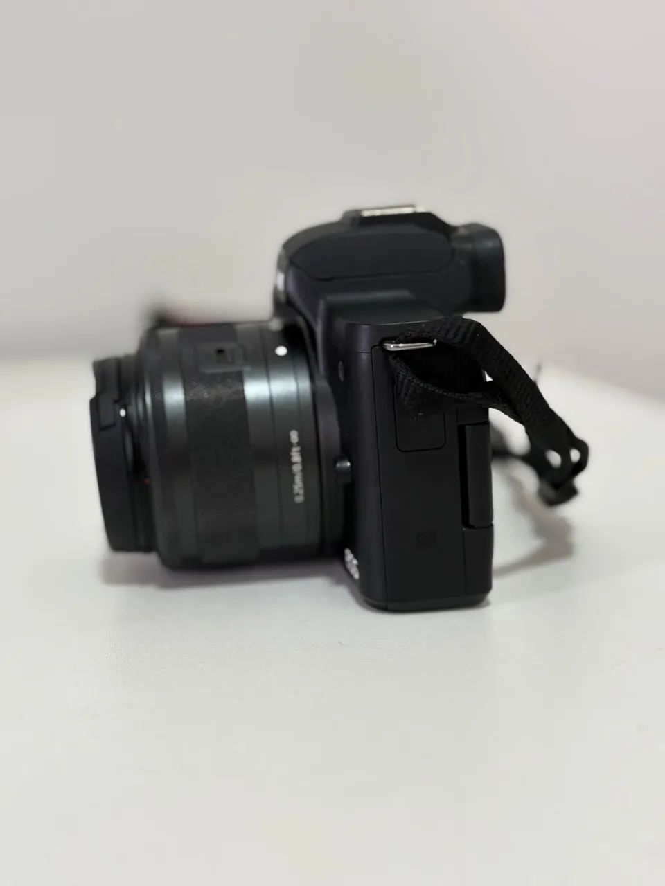 Canon Eos M50 Mark II + Kit 15-45mm + Cartão de memória 64gb - Foto 2