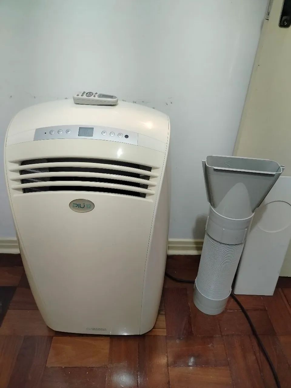 Ar condicionado portátil 12000 btu - Foto 2