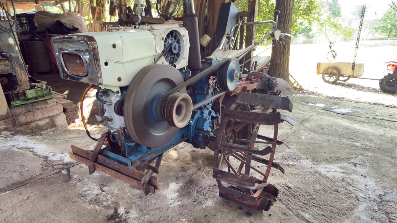 Micro trator Tobata M140 14cv 