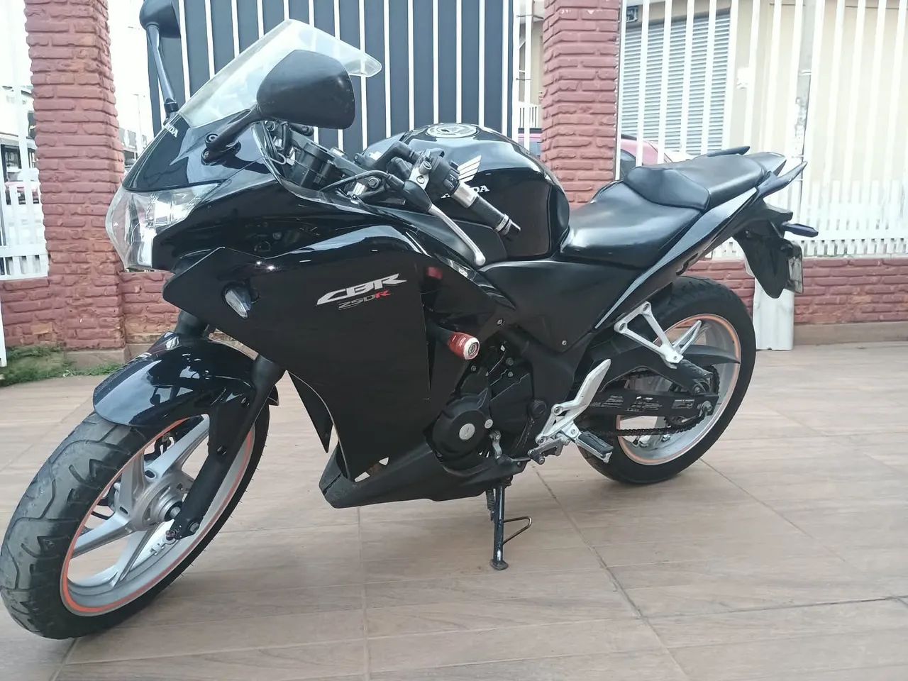 Honda CBR 250r - Foto 4