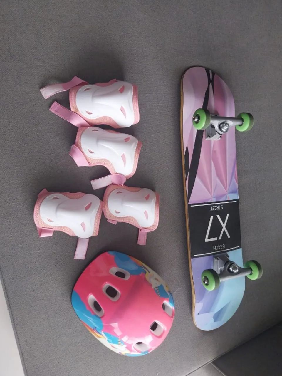 Skate infantil com kit de proteção