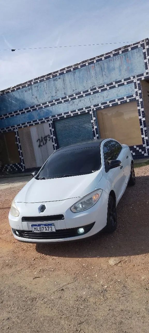 Renault Fluence Sed. Dynamique 2.0 16V Flex Aut. 2013 - Foto 2