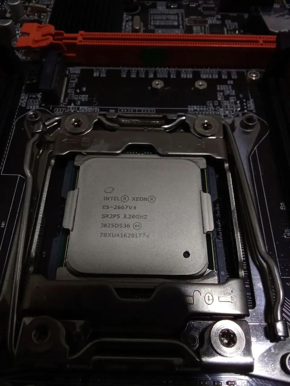 Placa mãe X99 Lga 2011-3 com xeon E5 2667 V4 - Foto 2