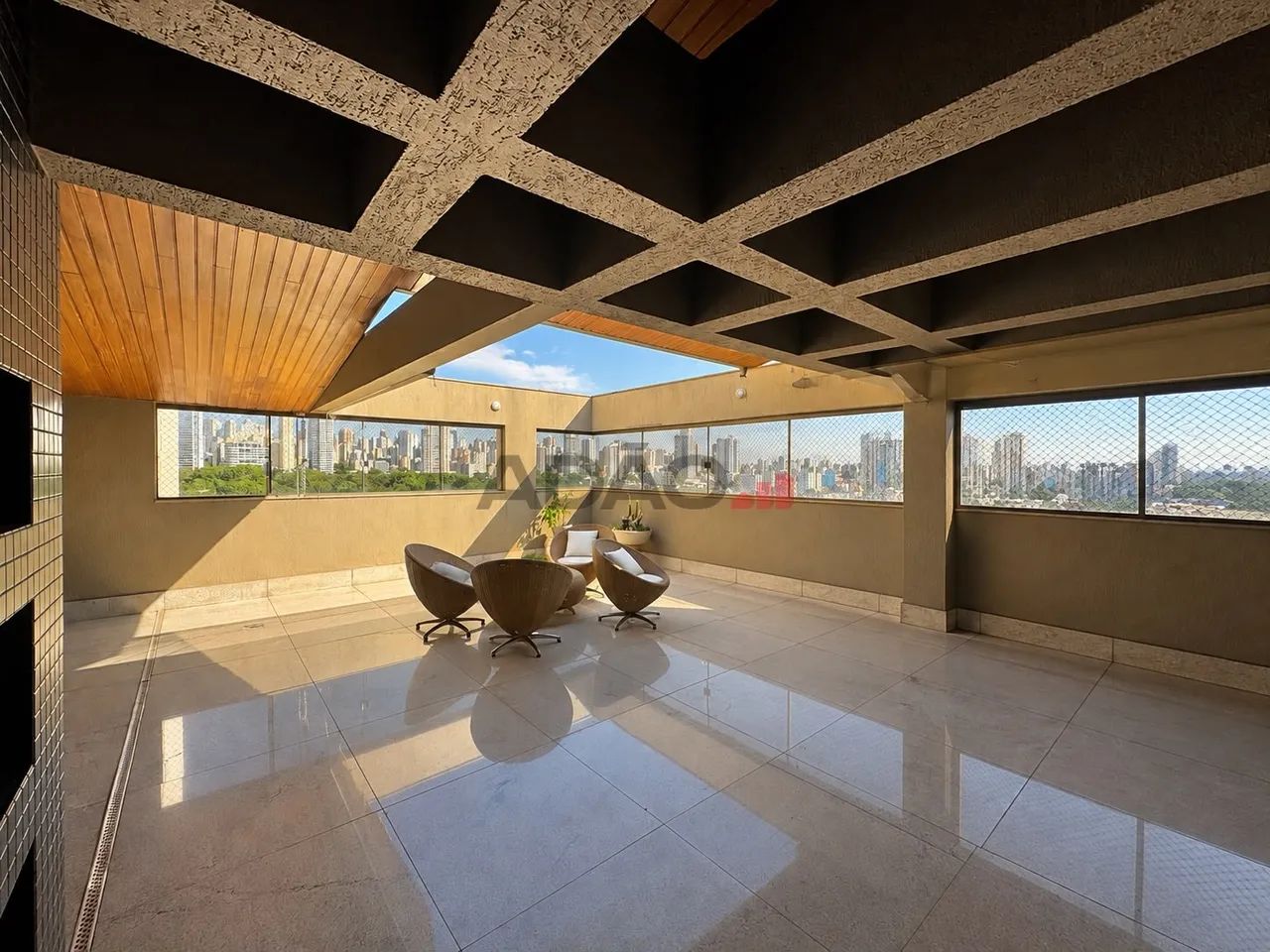 Cobertura duplex com 4 suítes e vista para o lago das rosas no setor oeste - Foto 2
