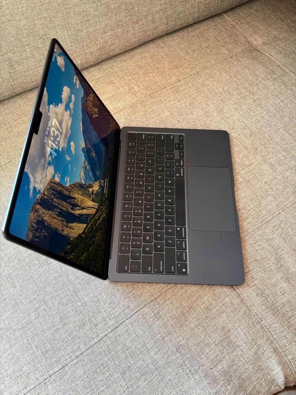 MacBook Air M3 16GB Memória 256GB armazenamento - Notebooks