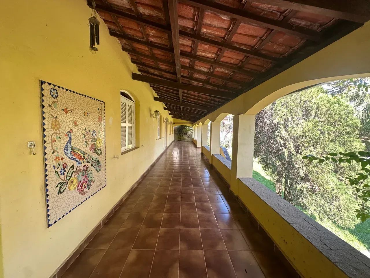 Imóvel para aluguel possui 150 metros quadrados com 4 quartos - Foto 2