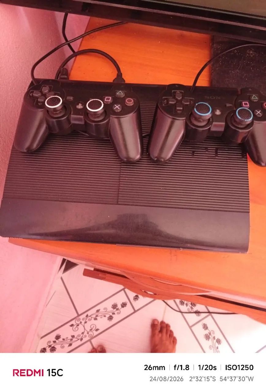 Vendo ps3 ou troco por iPhone  - Foto 2