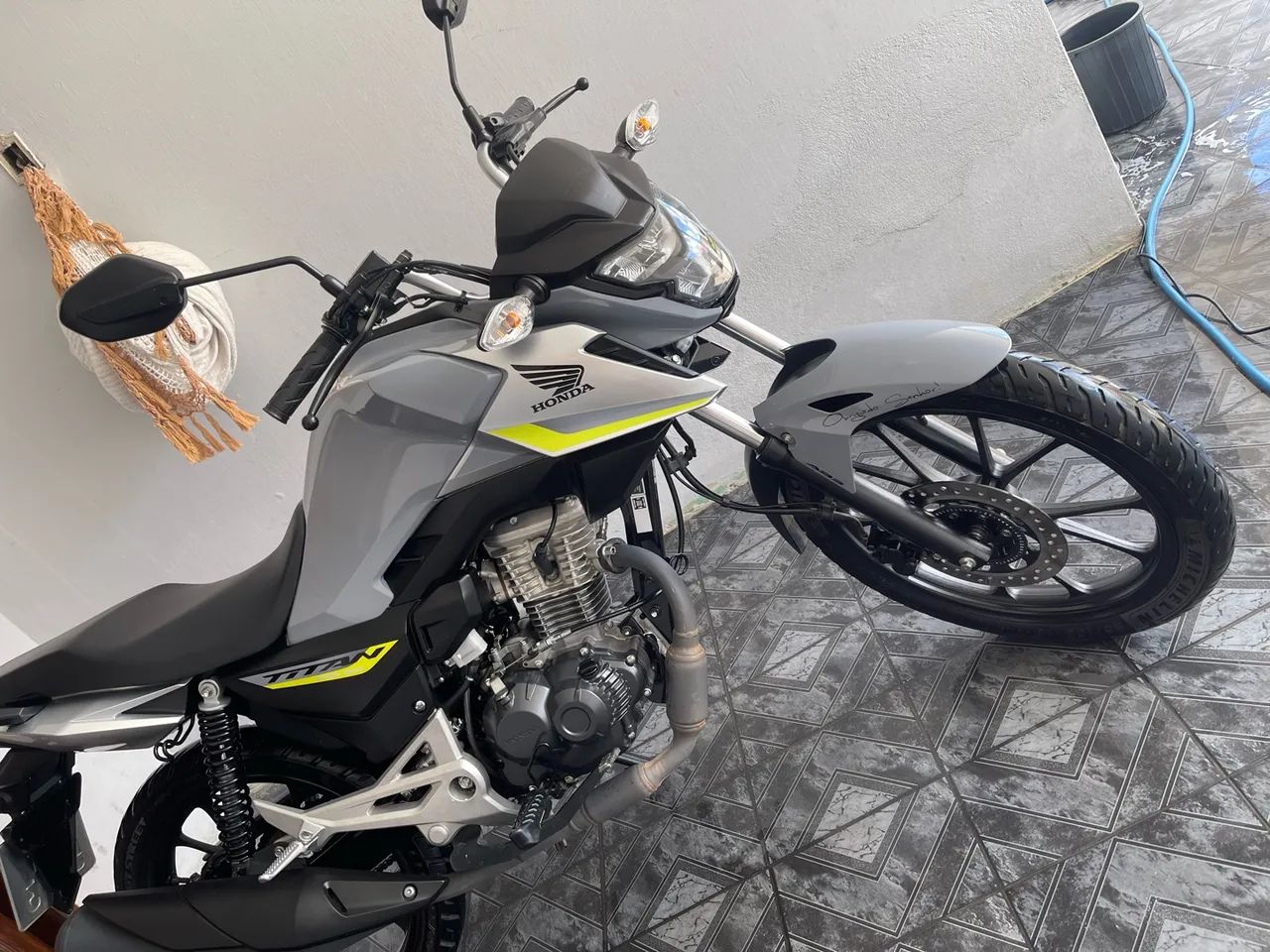 TITAN 160 ÚNICO DONO 
