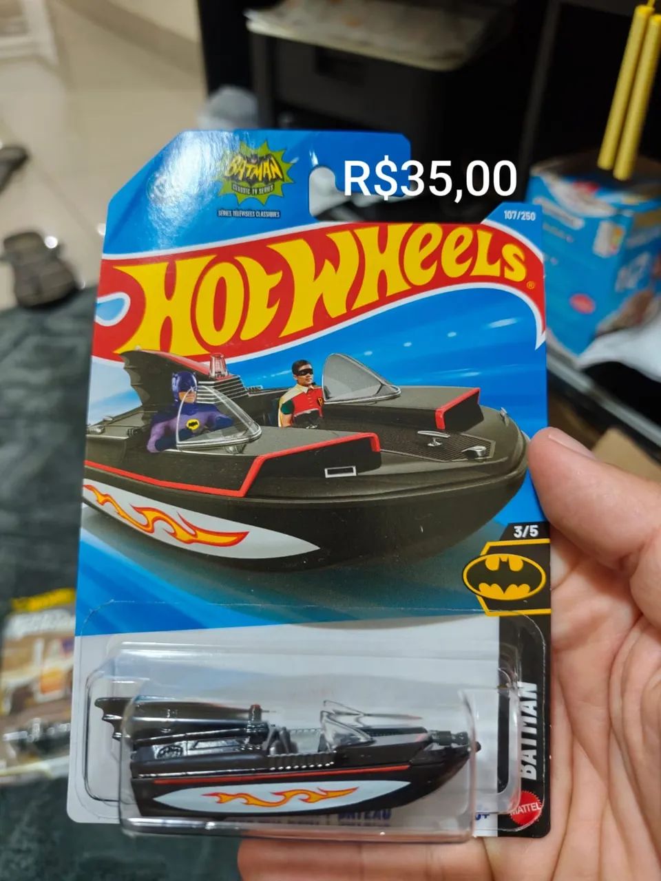 Carrinho Hot Wheels Bat Boat Batman