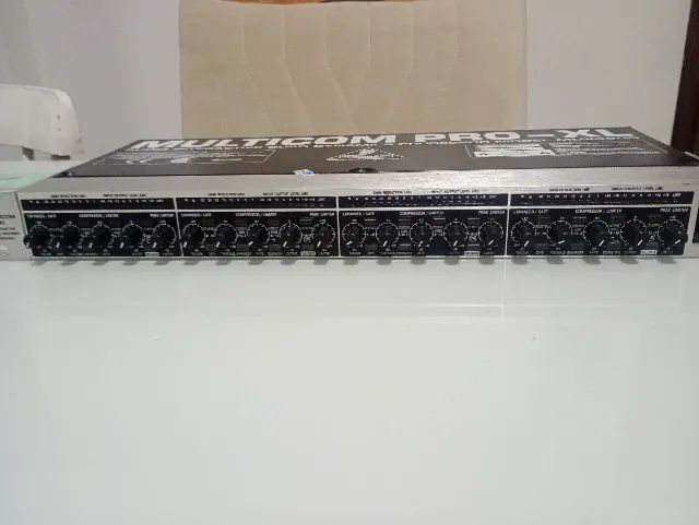 DOIS Behringer Compressor Multicom Pro-xl MDX4600 - Ler a descrição com ATENÇÃO
