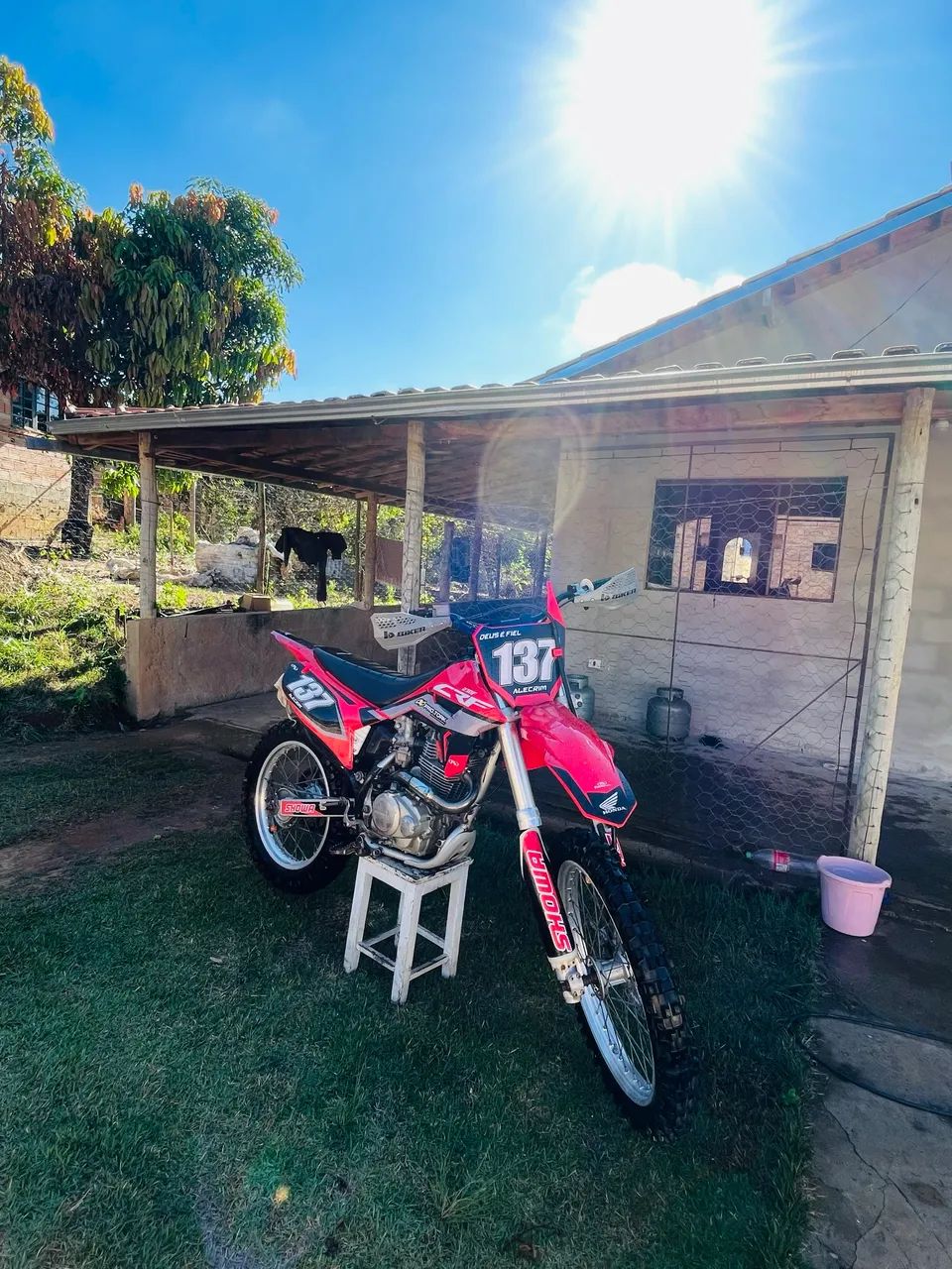 Vende Se Crf 230 ou troco por Bros 160 ACEITO OFERTA 