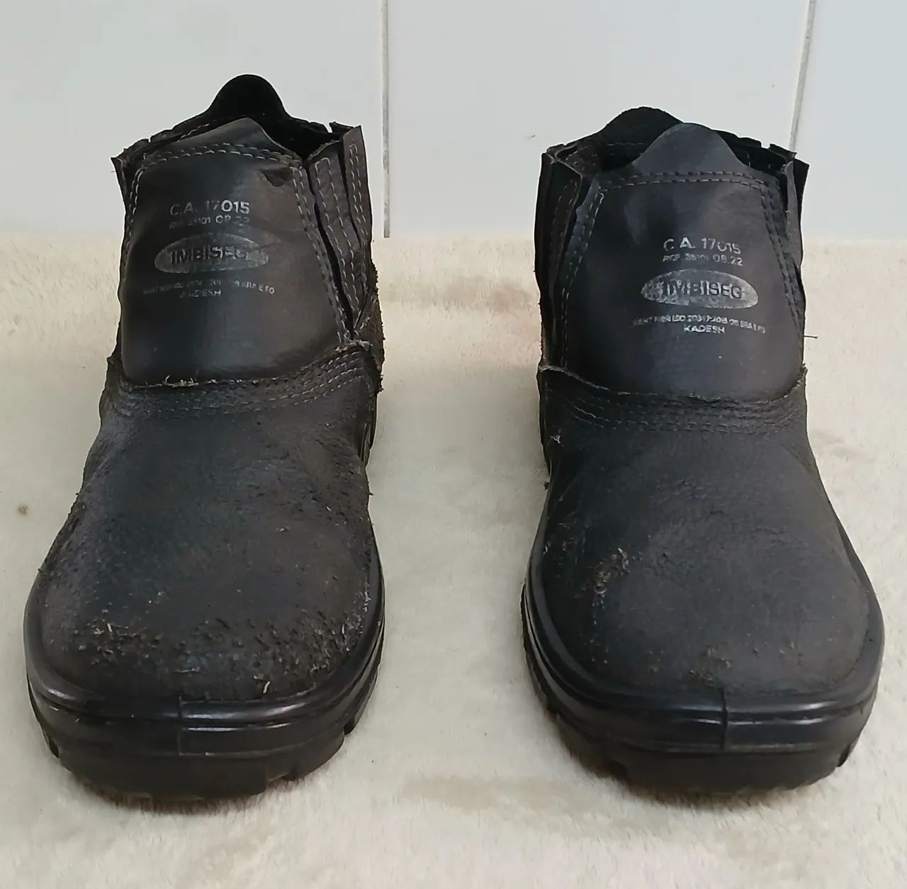 Bota de Segurança EPI Couro Imbiseg Preta Tamanho 41<br> - Foto 3