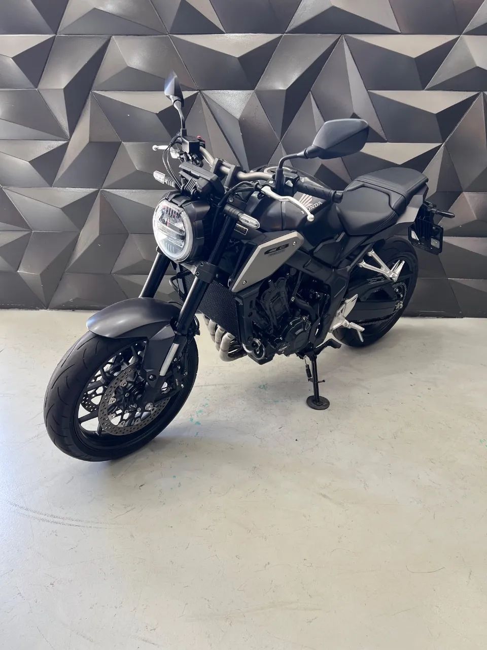 CB 650R - Foto 3