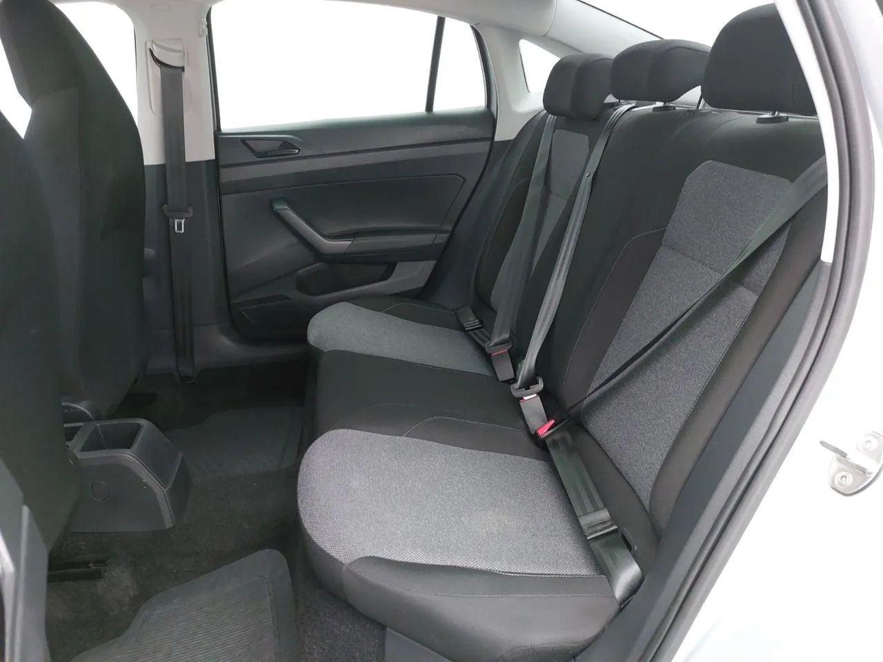 Volkswagen Virtus TSI 1.0 Flex 12V 4p Aut., foto 17 de 18