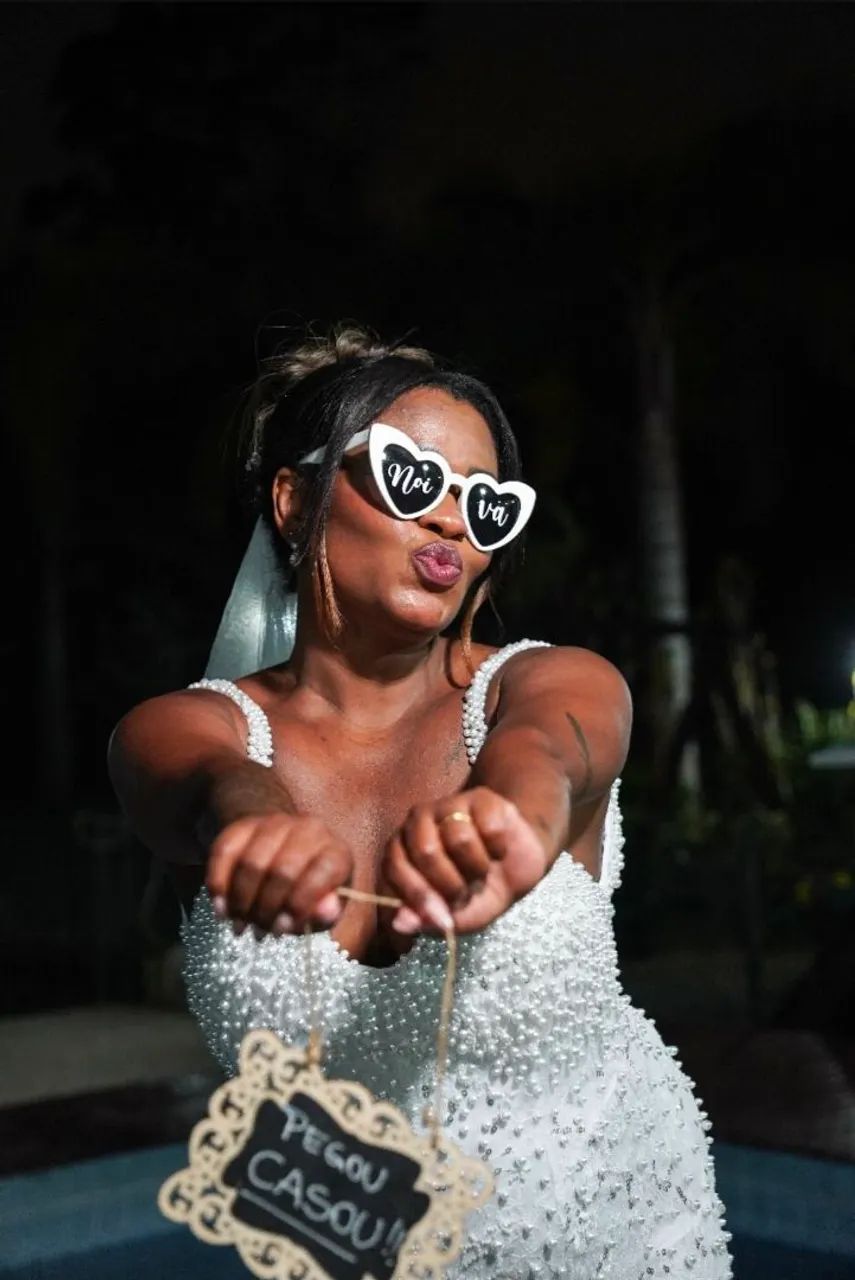 Vestido Curto de noiva/ Carnaval com Perolas - Foto 3