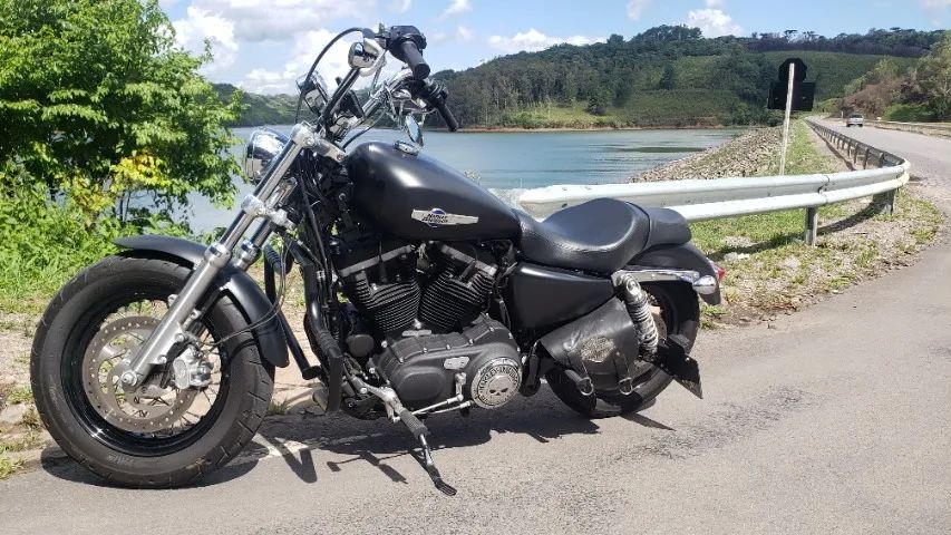 Harley-Davidson Sportster 1.200 Custom CB - 2016 - Foto 2