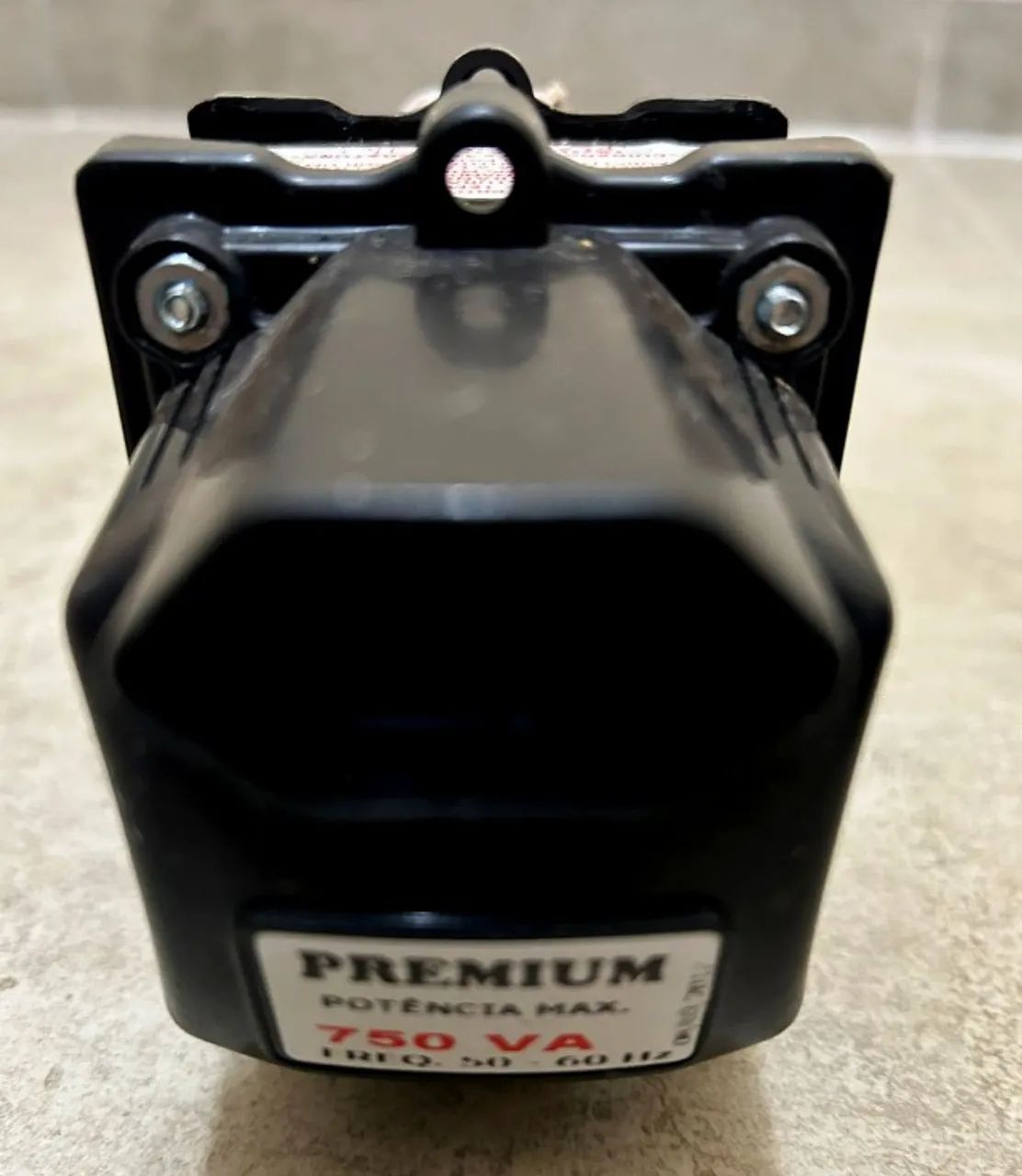 Autotransformador Premium 750VA - Compacto e Funcionando Perfeitamente