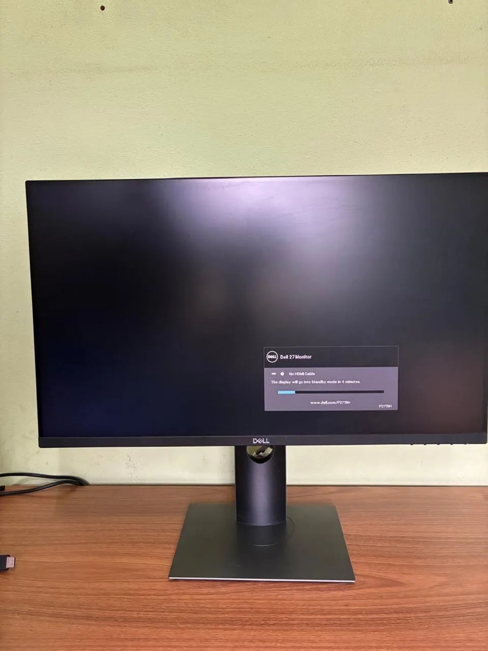 Vende-se monitor Dell 27 polegadas modelo P2719H - Foto 4
