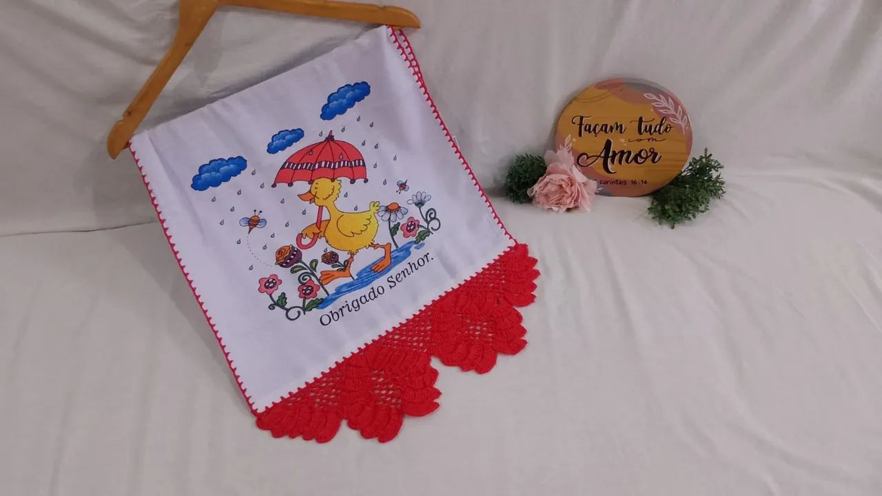 Guardanapos bordados em crochê 