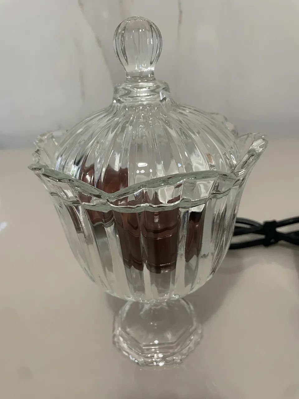 CAFETEIRA ELÉTRICA DOLCE GUSTO COM BOMBONIERE E CÁPSULAS  - Foto 4
