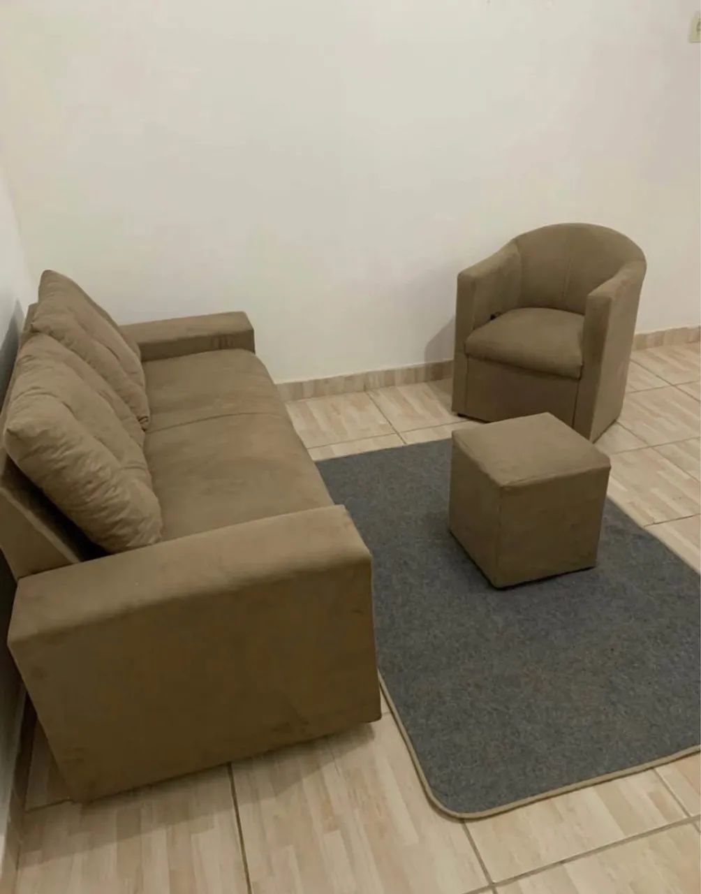 Conjunto Sofá 1.75+ 2 poltronas em U - Foto 4
