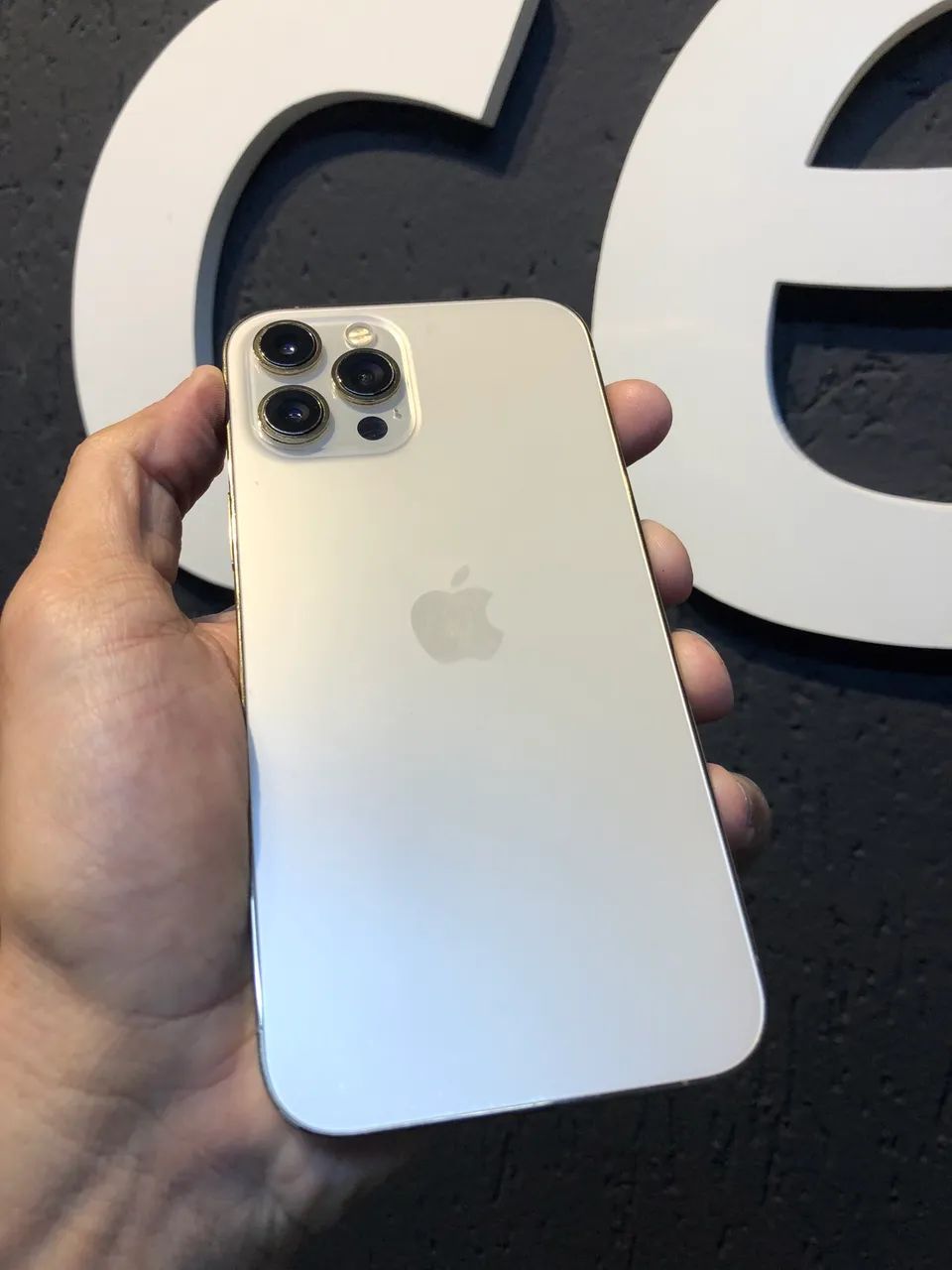 iPhone 12 Pro Max 128gb - Celulares e Smartphones - Cachoeira