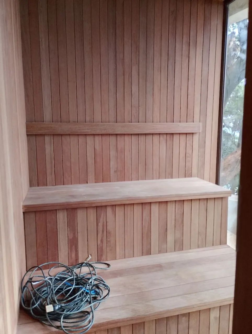 Preciso de marceneiro com experiência em decks de piscina  - Foto 2