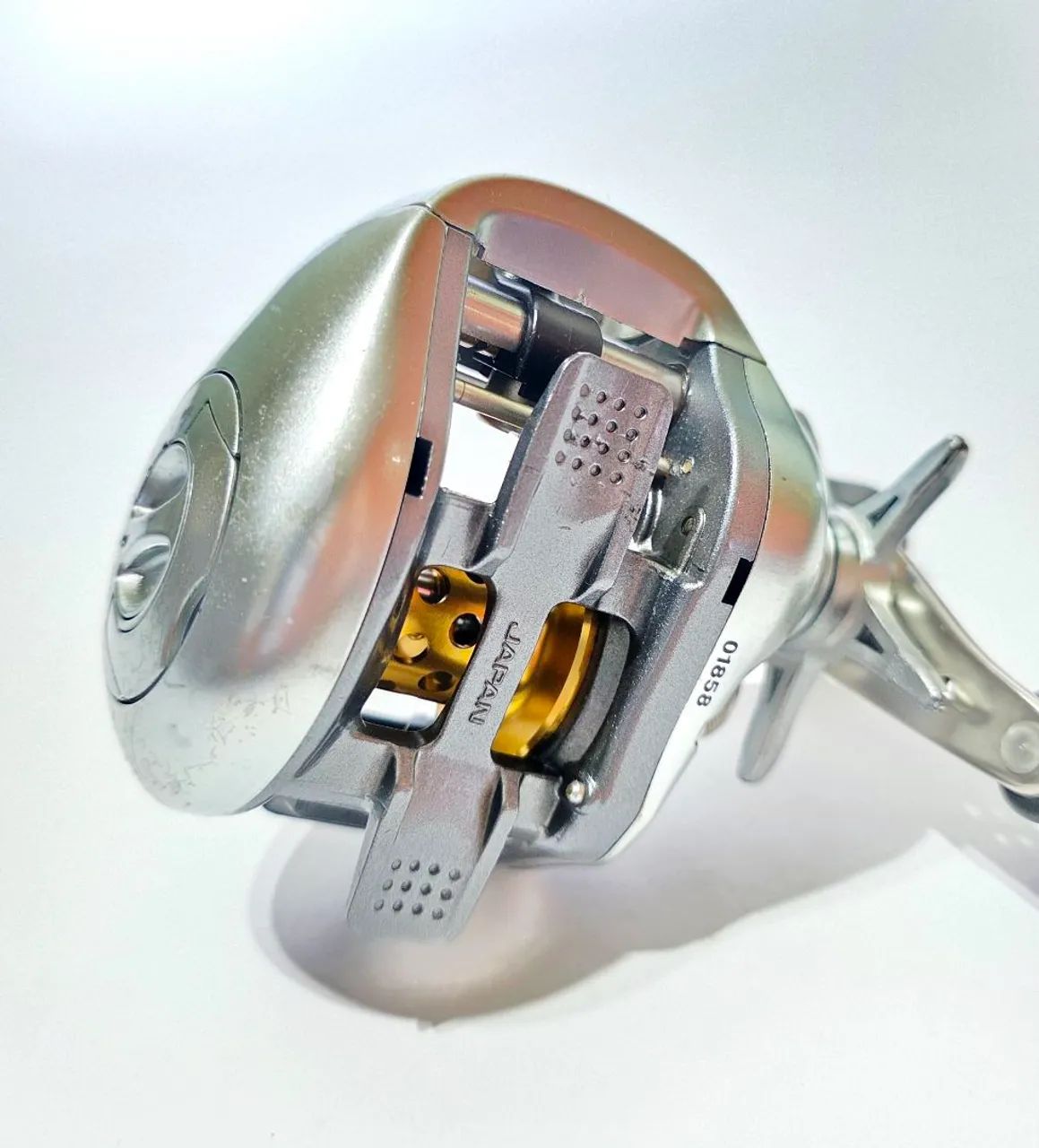 Carretilha Shimano Scorpion Mg 1001 Japonesa Esquerda - Esportes