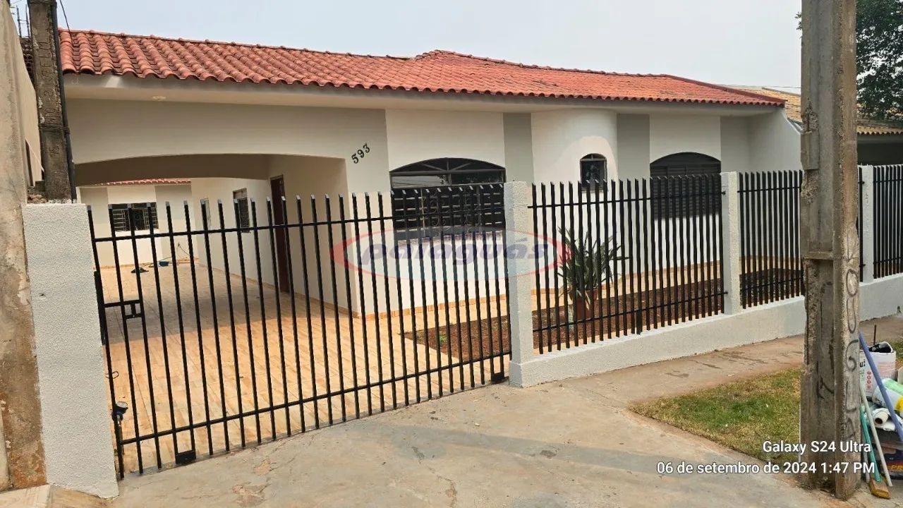 Imperdível Casa à Venda no Parque das Laranjeiras! - Foto 2