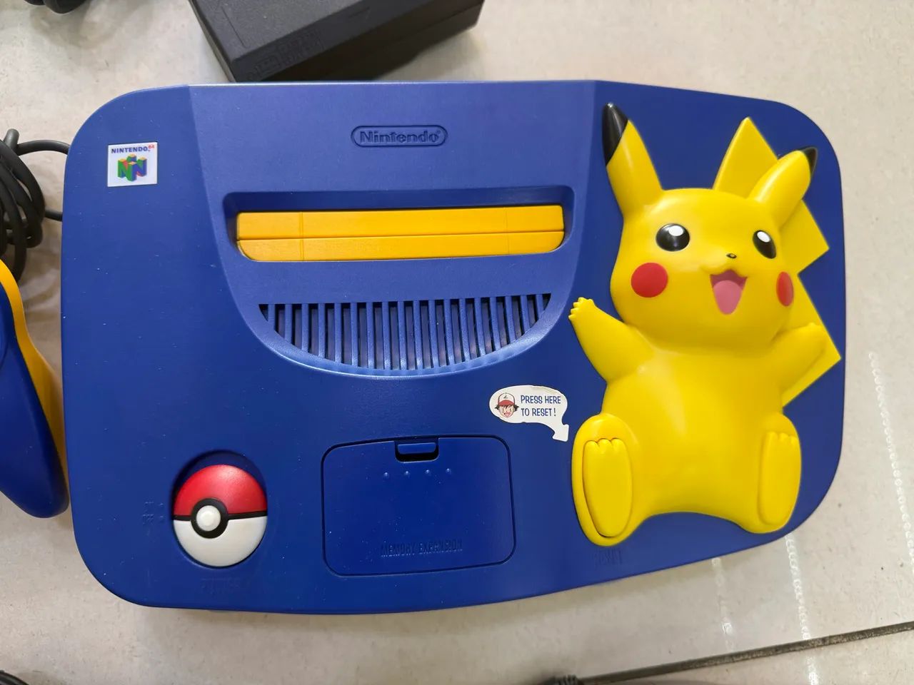 Pikachu R64 Sus Nintendo 64 Pikachu na caixa completo - Consoles de Vídeo Game - Centro ...