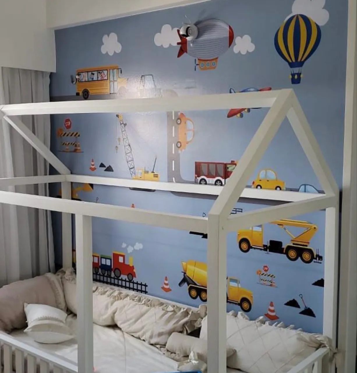 Cama casinha solteirão com colchão 