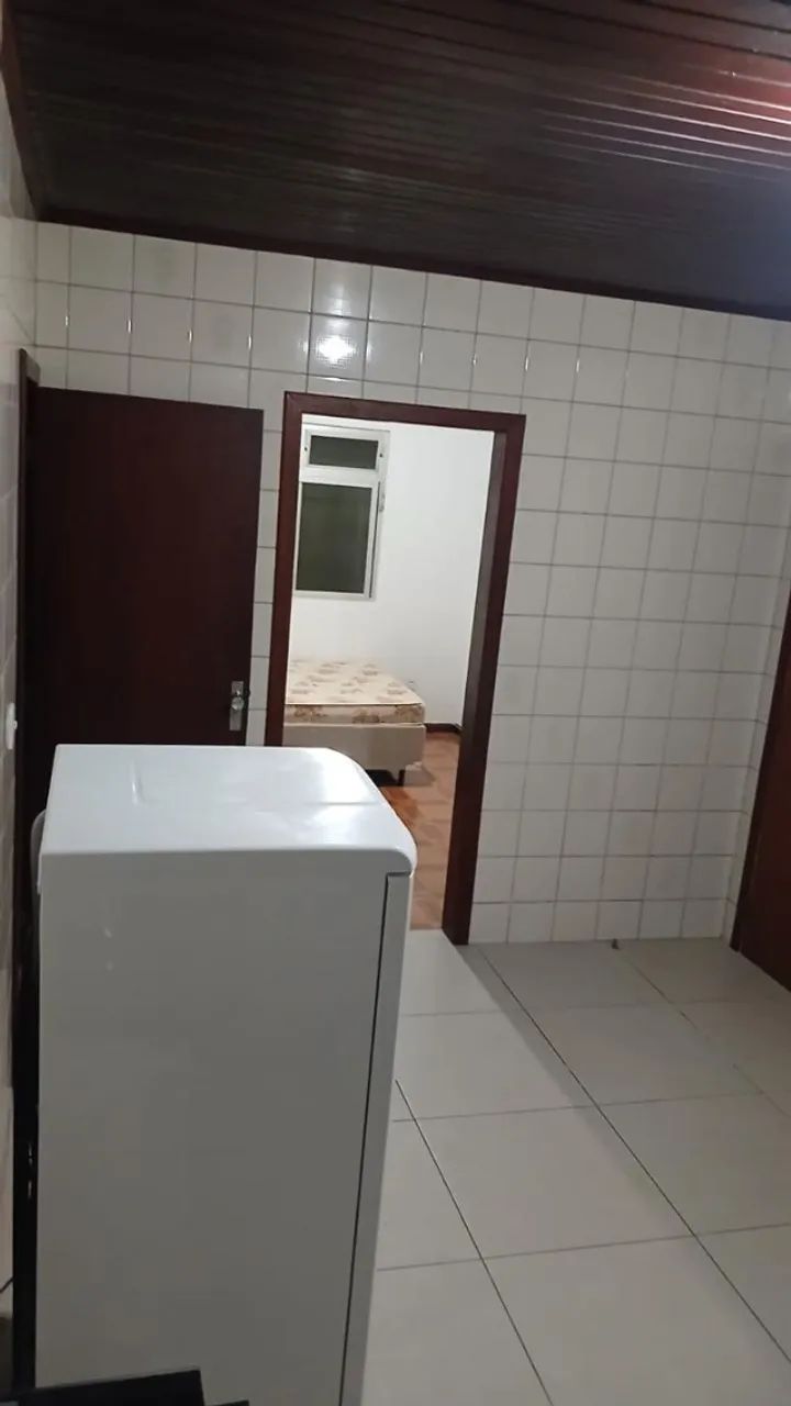 Alugo Ampla Kitnet - Corrego grande / próx. UFSC