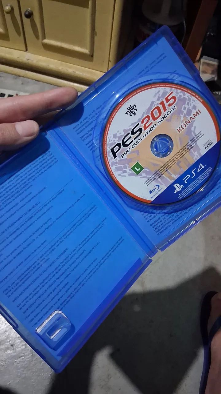 Pes 2015 - Foto 2