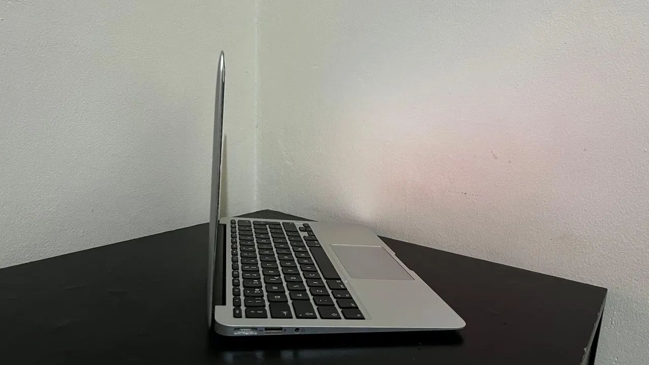 macbook air 11 2014