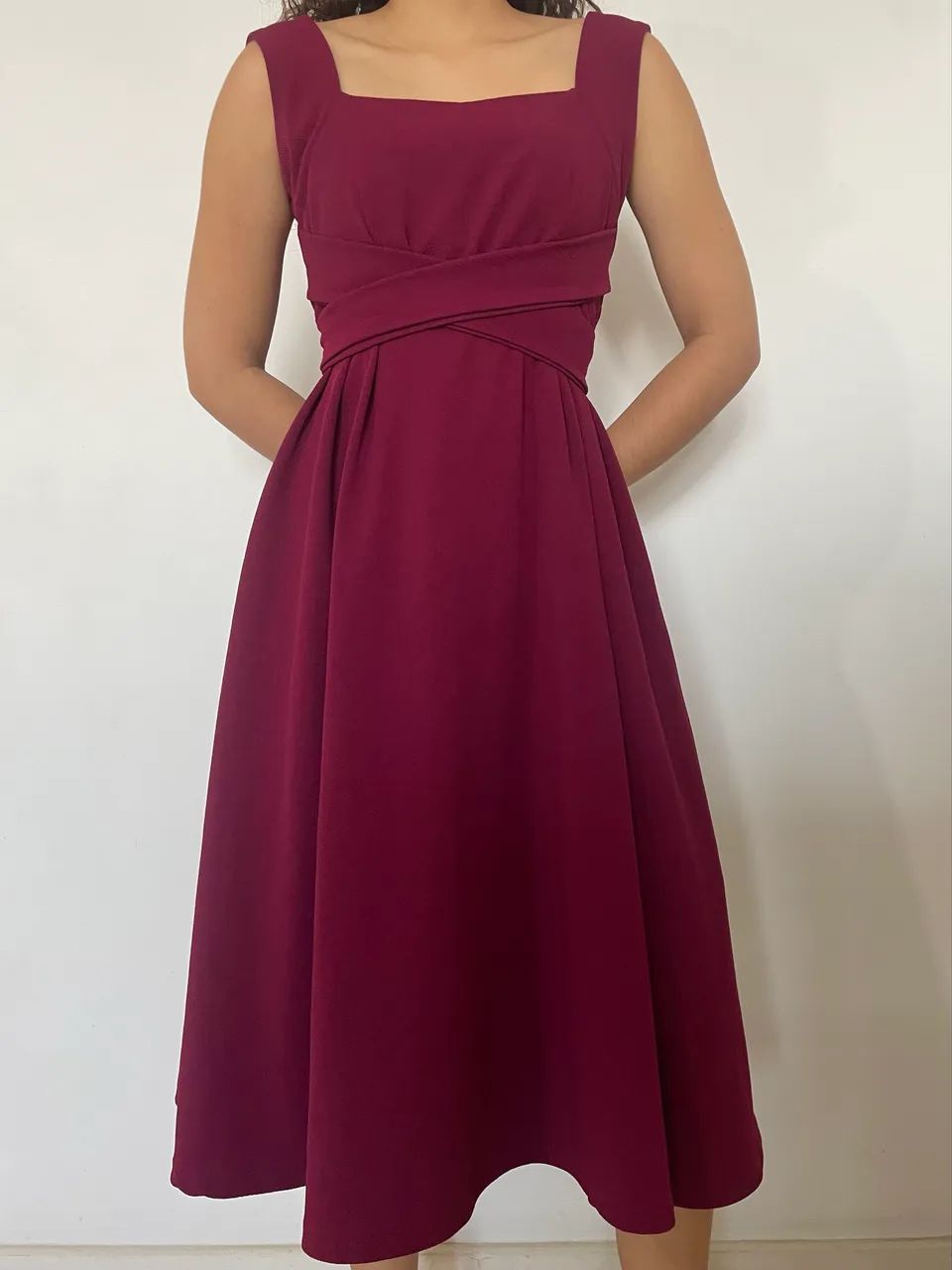 Vestido Curto Vermelho TAM P - Foto 3