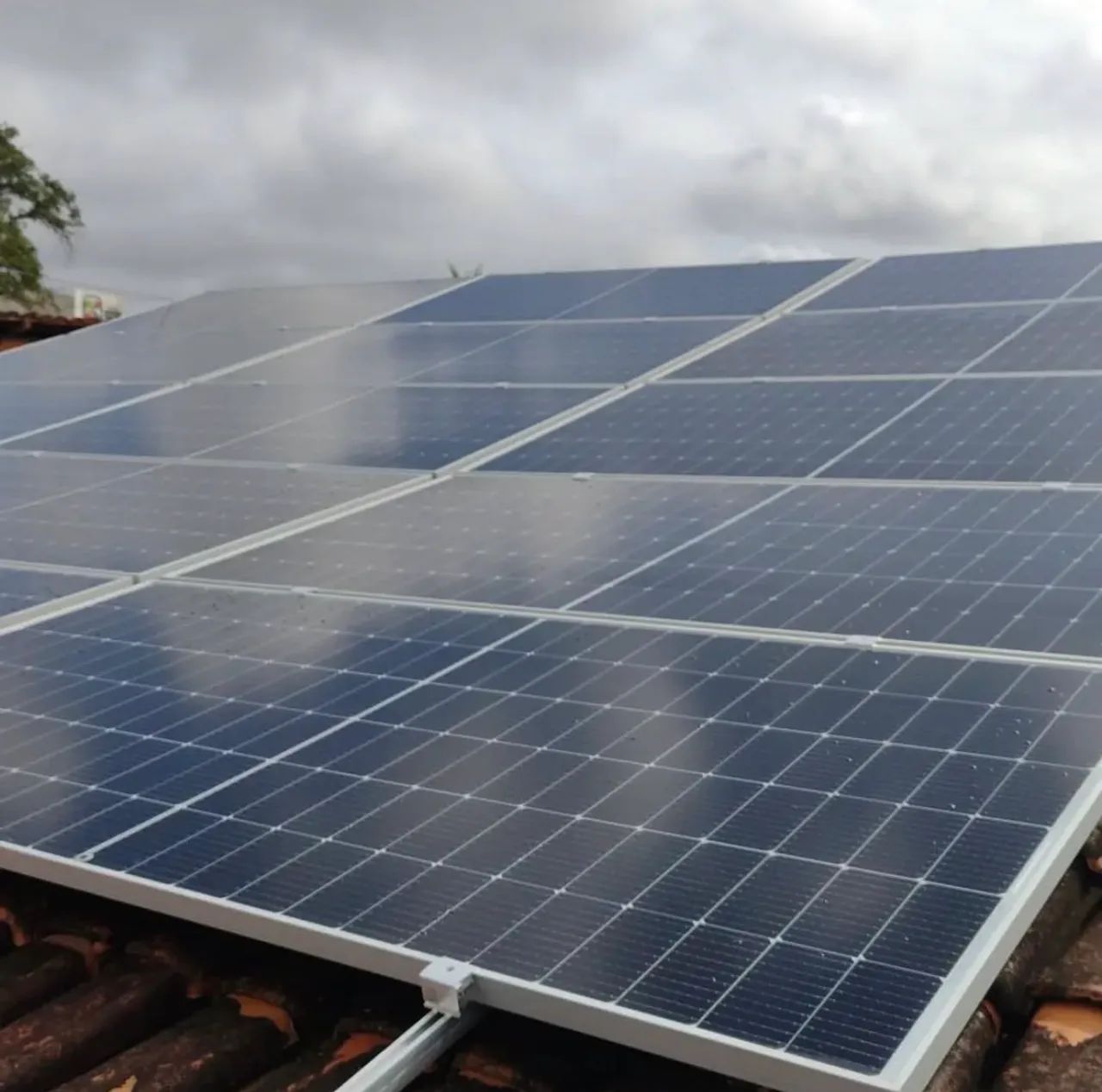 Limpeza de Placas Solares Profissional - Aumente sua Geração - Foto 3