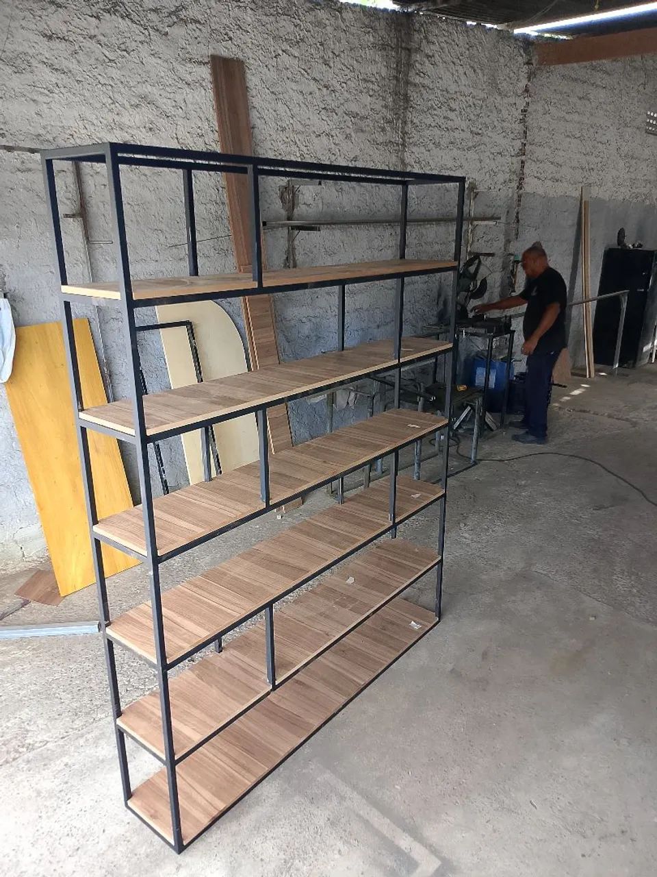 Móveis industrial e rustico