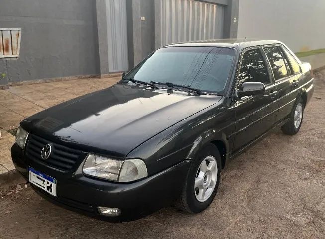 Volkswagen Santana Exclusiv 2.0 MI/ Executivo 2.0i 1999