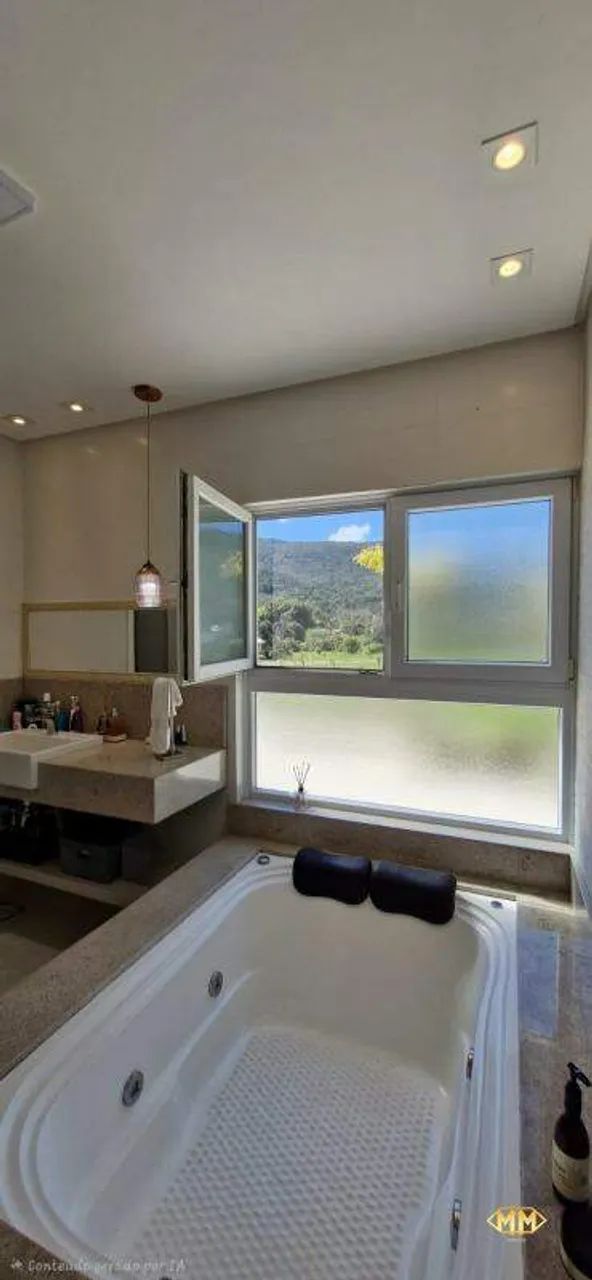 Casa de condomínio com piscina e vista para montanhas - Foto 4