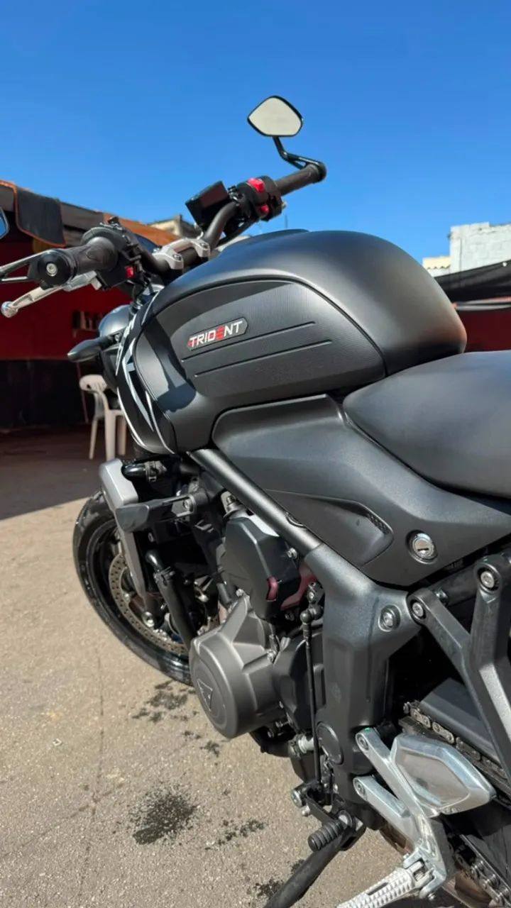Triumph Trident 660cc 2023 - Foto 4