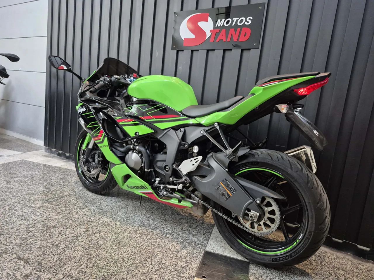 Kawasaki Zx-6r 636cc 2024 - 1498236842 | OLX